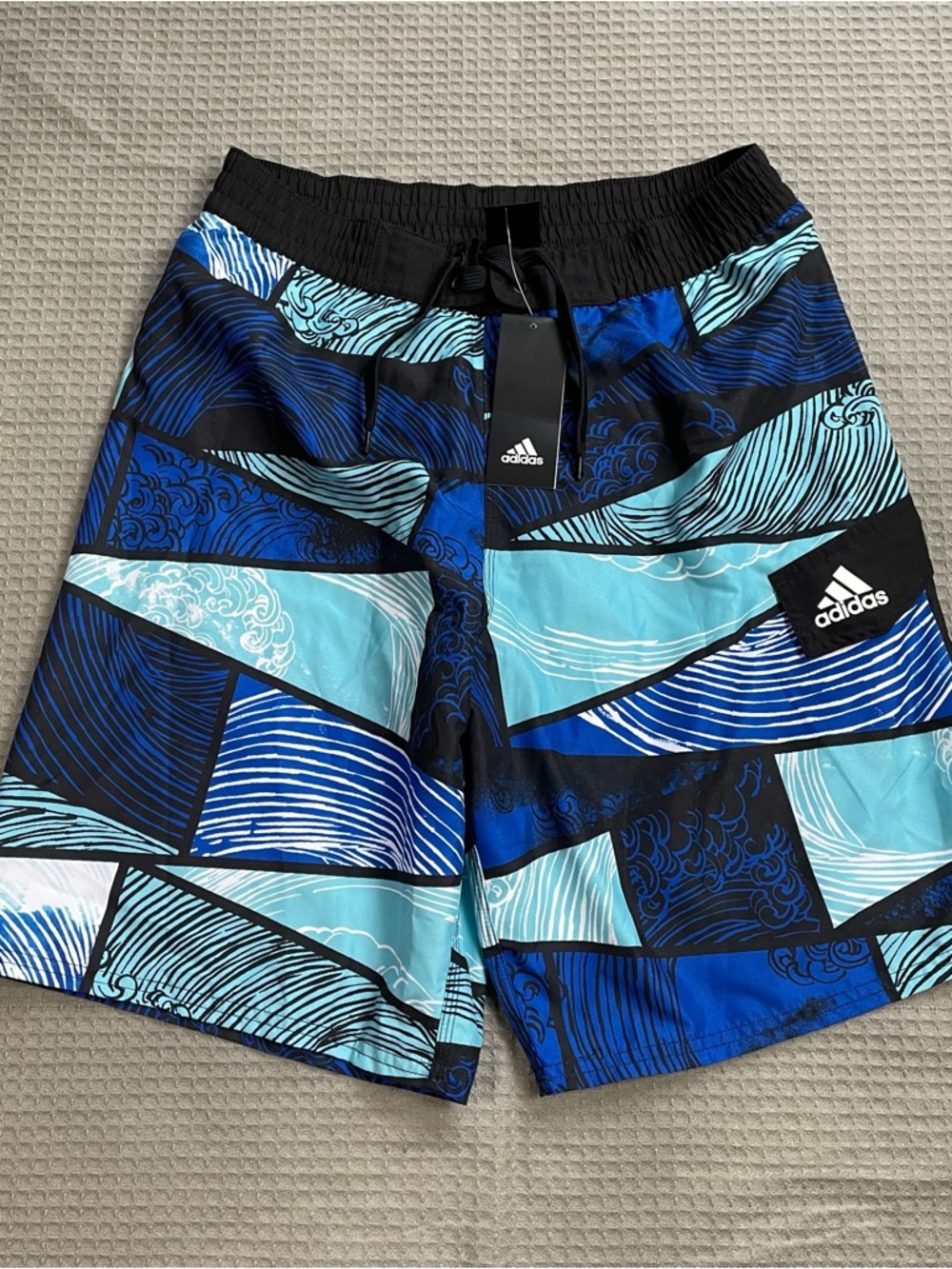 New Adidas Swim Trunks XL Boys Youth Blue Black Wave Pattern With Liner